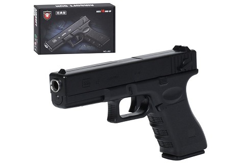 Пістолет J02 (42шт) 19см, стріляє пластиковими кулями, в кор-ці, 24,5-17-4,5см