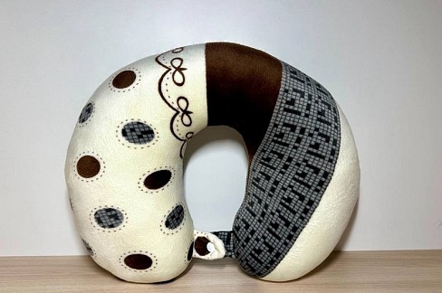 Подушка дорожня орнамент В400