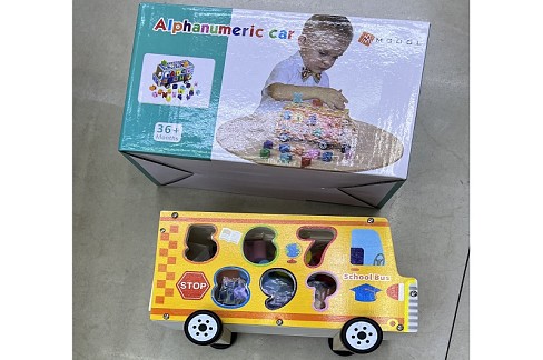 Дерев'яна іграшка арт. WD13103 (48шт) машинка сортер 2 види, в коробці 22*12*11см