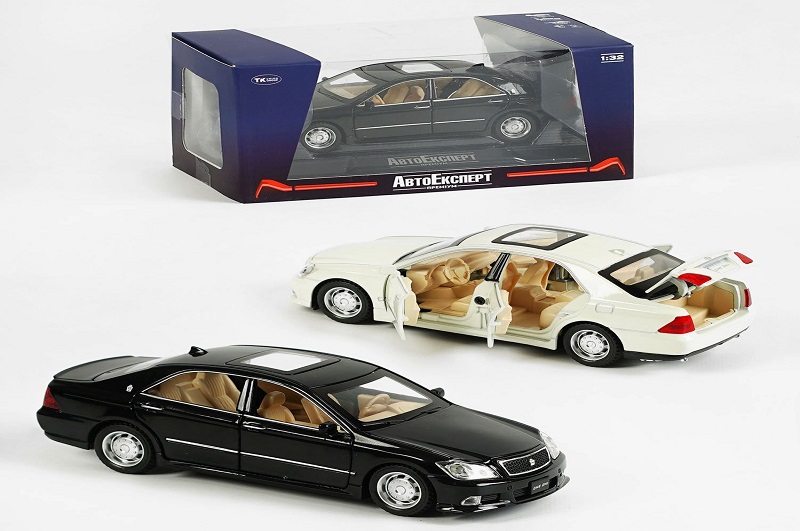 Машинка GT 22055 (72/2) Авто Експерт", 2 кольори, металопластик, масштаб 1:32, звук, світло, інерці"