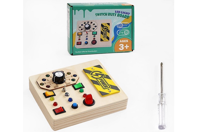 Бізіборд C 61732 (48)  18*11*4,5см, підсвічування, 7 перемикачів, викрутка, на батарейках, в коробці