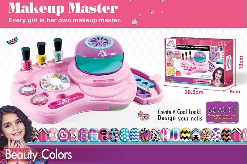 Набір для манікюра MYQ-F01 з лампою батар.кор.24,5*5*16,5 /36/