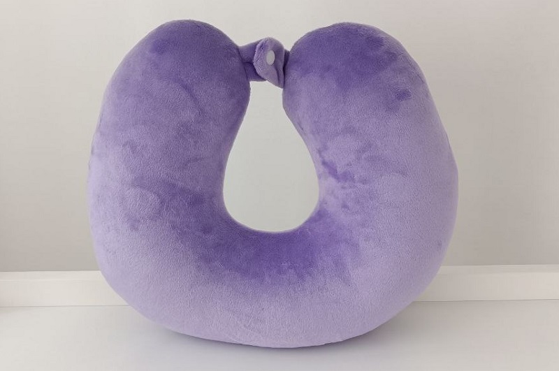 Подушка дорожня лаванда В400