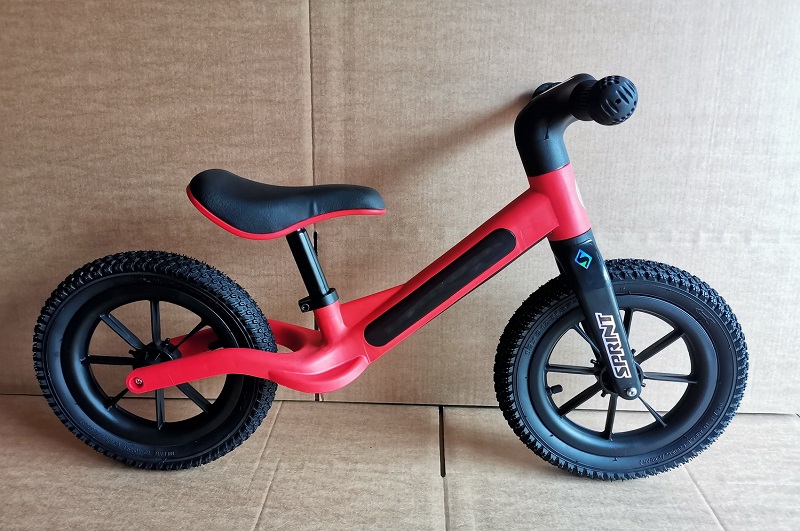 Велобіг арт. BB2604 (1шт)   Рама з нейлонового скловолокна, надувні колеса