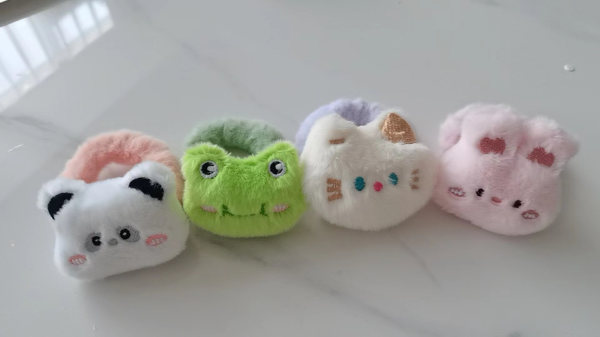 Аксесуари для дівчат арт. CN240701 УПАК12шт (300шт)   мікс 4 види, резиночки для волосся,