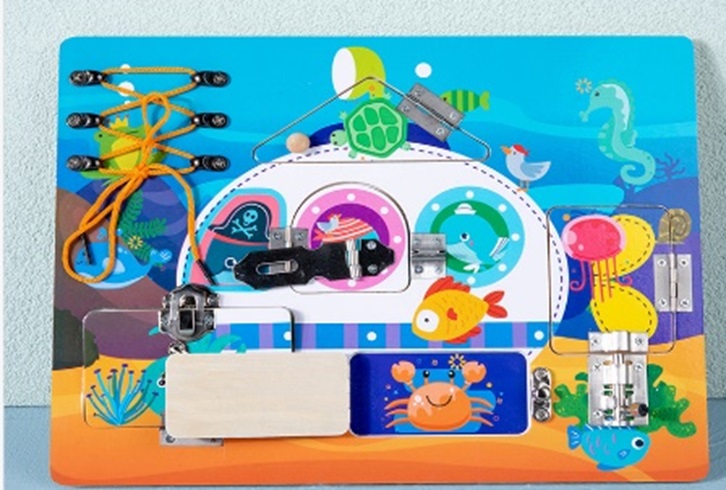 Дерев'яна іграшка арт. WD15402 (40шт) бізіборд 30,5*22,5*0,6см у плівці