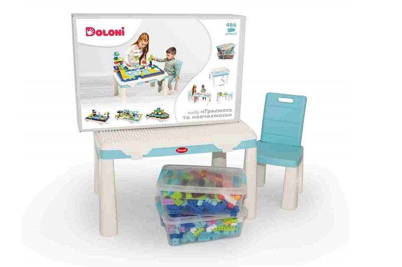 Набір Граємось та навчаємось" (стіл, стілець, конструктор 486 деталей у контейнері)  арт. 04660/7"