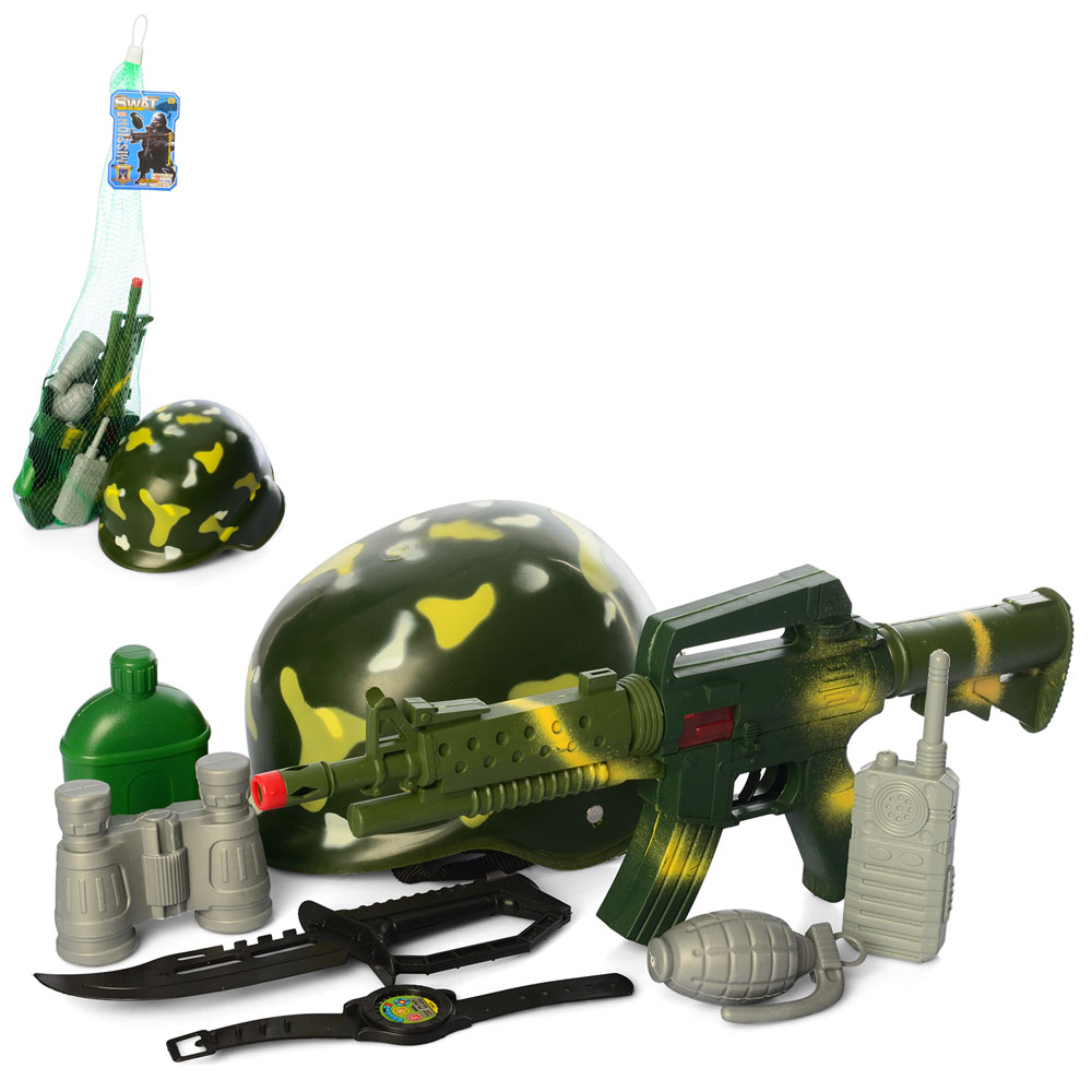 Каска 8028 (72шт) військовий набір: автомат-тріскачка, бінокль, фляга, ніж, у сітці, 37см