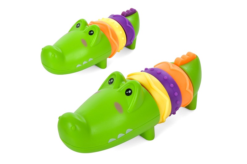 Брязкальце 8398-1 (90шт)14см, крокодил,трищітка, 2 кольори,у пакеті,23-15-5см