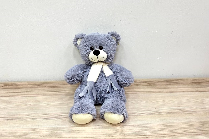 Ведмежа з шарфом сіре В147/0  40см