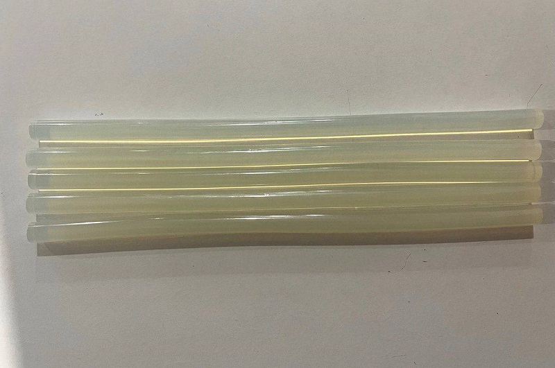 Клей для пістолета 1,1см., 1кг.(1/25) УПАК5шт